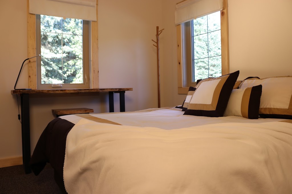 Sanctum Retreat | 11 Sanctum Way, Caroline, AB T0M 0M0, Canada | Phone: (888) 442-0285