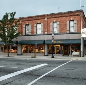 Mc Millin Furniture Inc | 1 S Main St, Yale, MI 48097, USA | Phone: (810) 387-2626