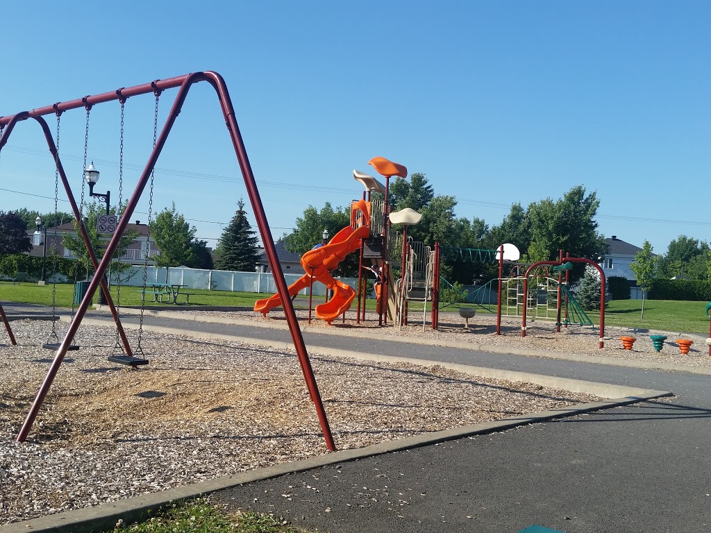 Parc Renfort | 51 Rue le Renfort, Saint-Jean-sur-Richelieu, QC J2W 1C8, Canada