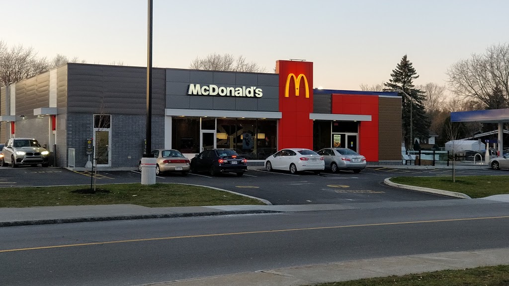 McDonalds | 2577 Ave Royale, Quebec City, QC G1C 1S3, Canada | Phone: (418) 664-0632