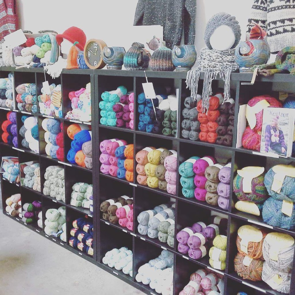 Cosy Yarns - Knitting Classes, Supplies & Gifts | 810 Quayside Dr, New Westminster, BC V3M 6B9, Canada | Phone: (604) 220-4794