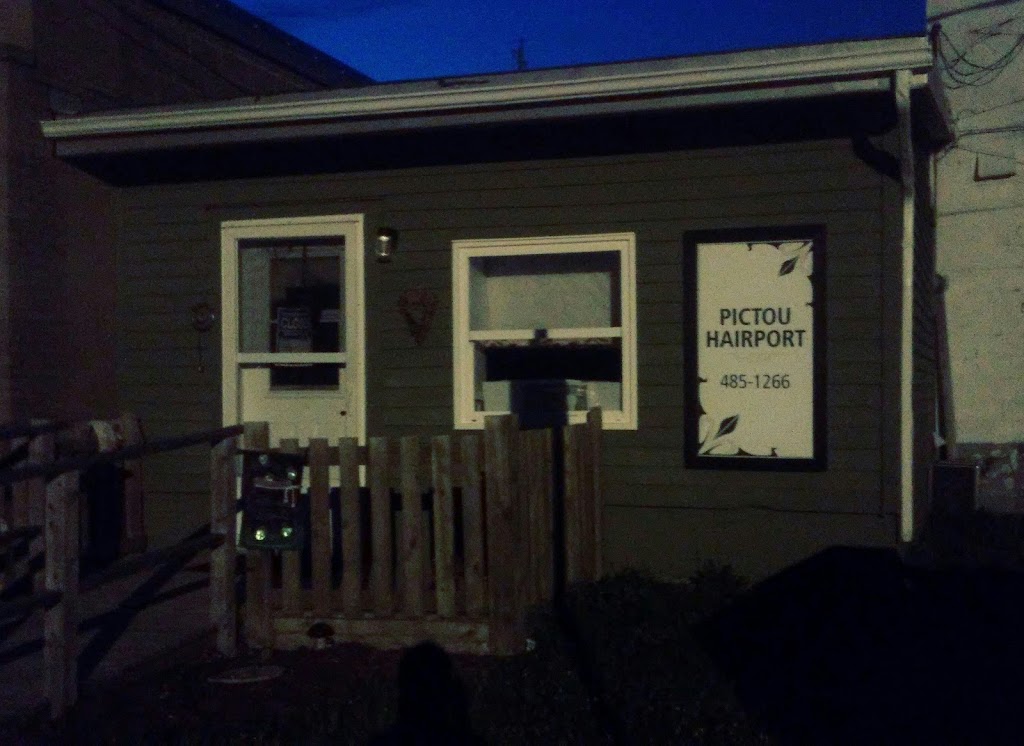 Pictou Hairport | 87 Water St, Pictou, NS B0K 1H0, Canada | Phone: (902) 485-1266