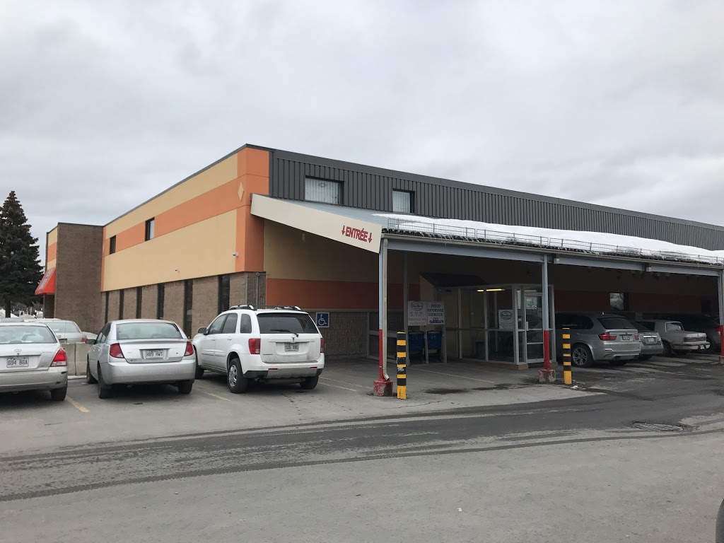 Magasin Berchicci Ltee | 6205 Boulevard Couture, Saint-Léonard, QC H1P 3G7, Canada | Phone: (514) 325-2020