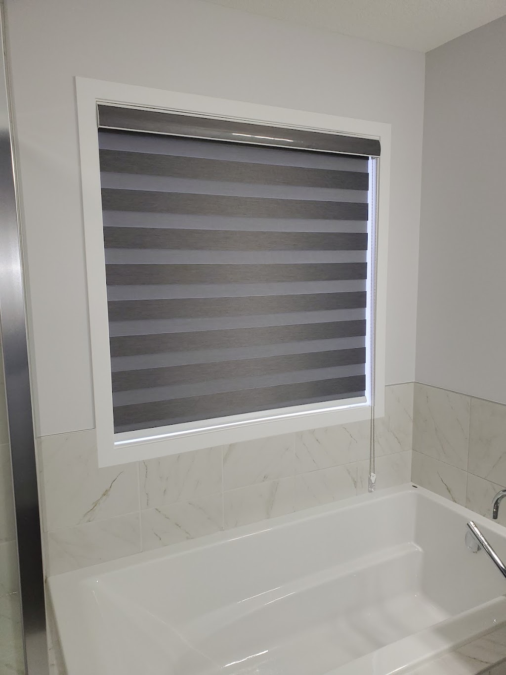Blinds Zone | Red Embers Square, Calgary, AB T3N 0X8, Canada | Phone: (403) 402-3727