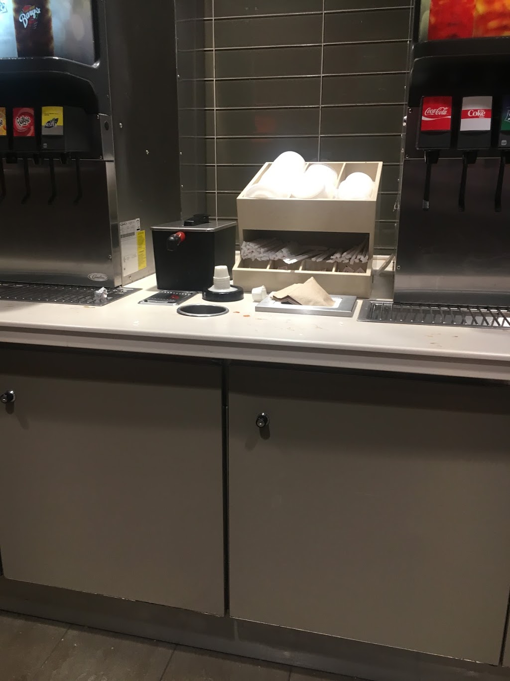 McDonalds | 103 Fanshawe Park Rd E, London, ON N5X 2S7, Canada | Phone: (519) 660-6950