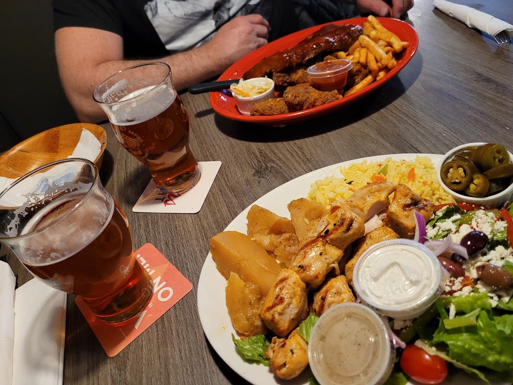 Knights Arms Pub & Grill | 16925 Yonge St, Newmarket, ON L3Y 5Y1, Canada | Phone: (905) 235-3300