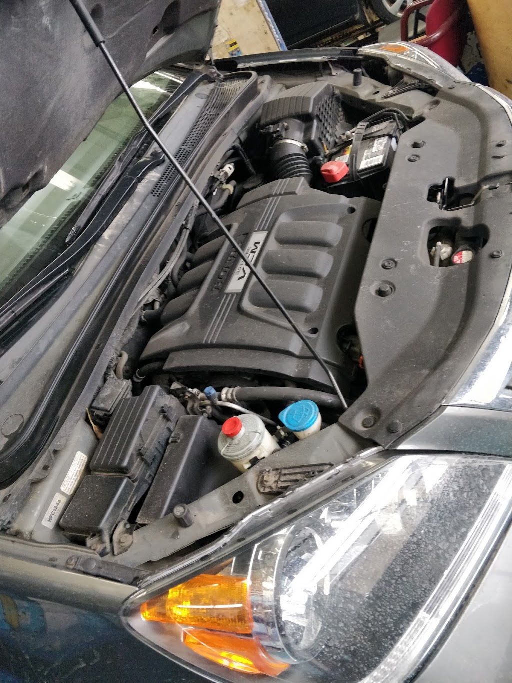 EZ Lube | 776 Markham Rd, Scarborough, ON M1H 2A9, Canada | Phone: (416) 431-1290