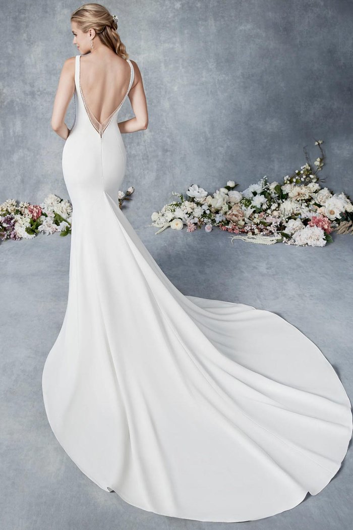 New Beginning Bridal Boutique | 726 Cypress Ln, Springbrook, AB T4S 0N9, Canada | Phone: (403) 886-2800