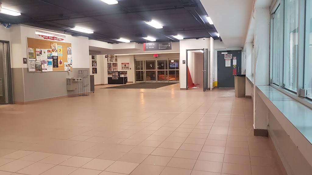 Aréna Martin Brodeur | 5300 Bd Robert, Saint-Léonard, QC H1R 1P9, Canada | Phone: (514) 328-8500
