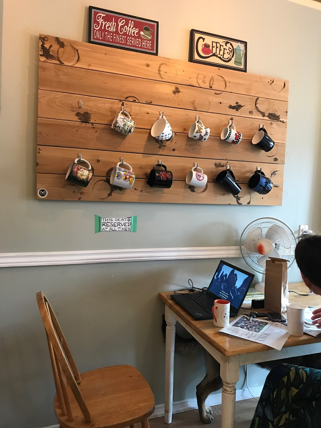 The Big Guys Little Coffee Shop | 2861 Lake Shore Blvd W, Etobicoke, ON M8V 1H8, Canada | Phone: (647) 297-7416