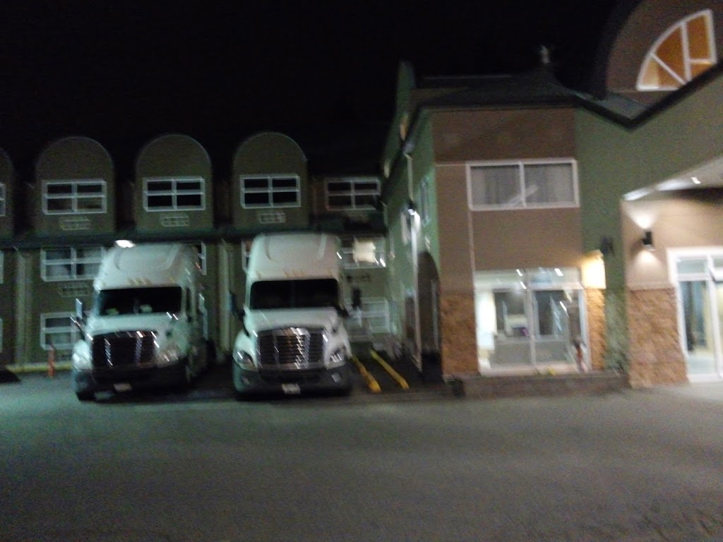 Coast Surrey Guildford Hotel | 10410 158 St, Surrey, BC V4N 5C2, Canada | Phone: (604) 930-4700
