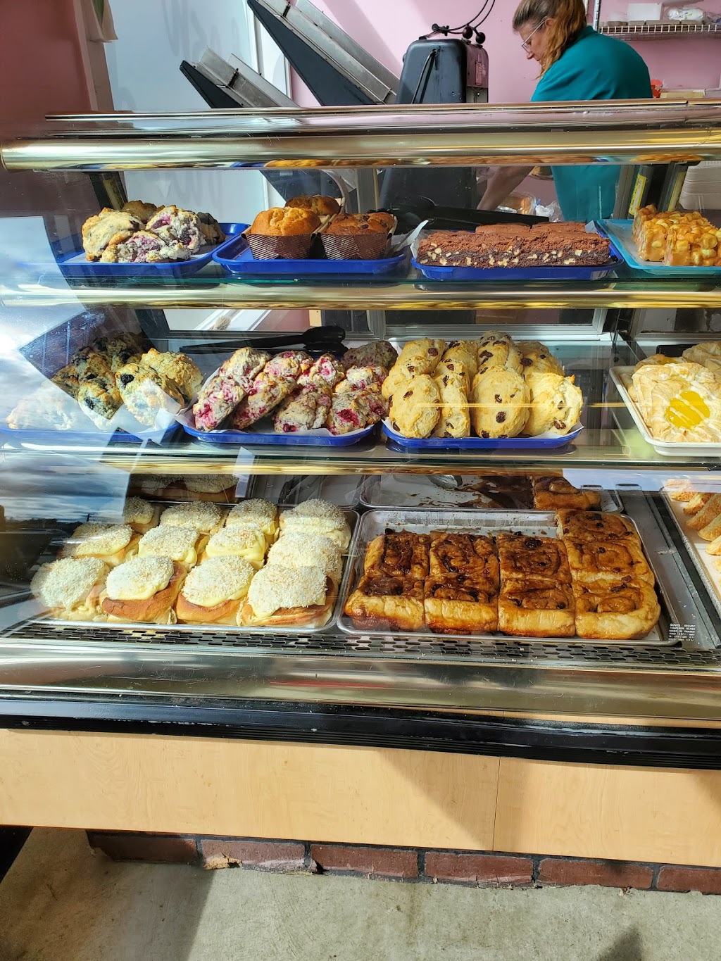 Nana & Papas Bakery Ltd | 897 Island Hwy W #104, Parksville, BC V9P 2E9, Canada | Phone: (250) 586-1162