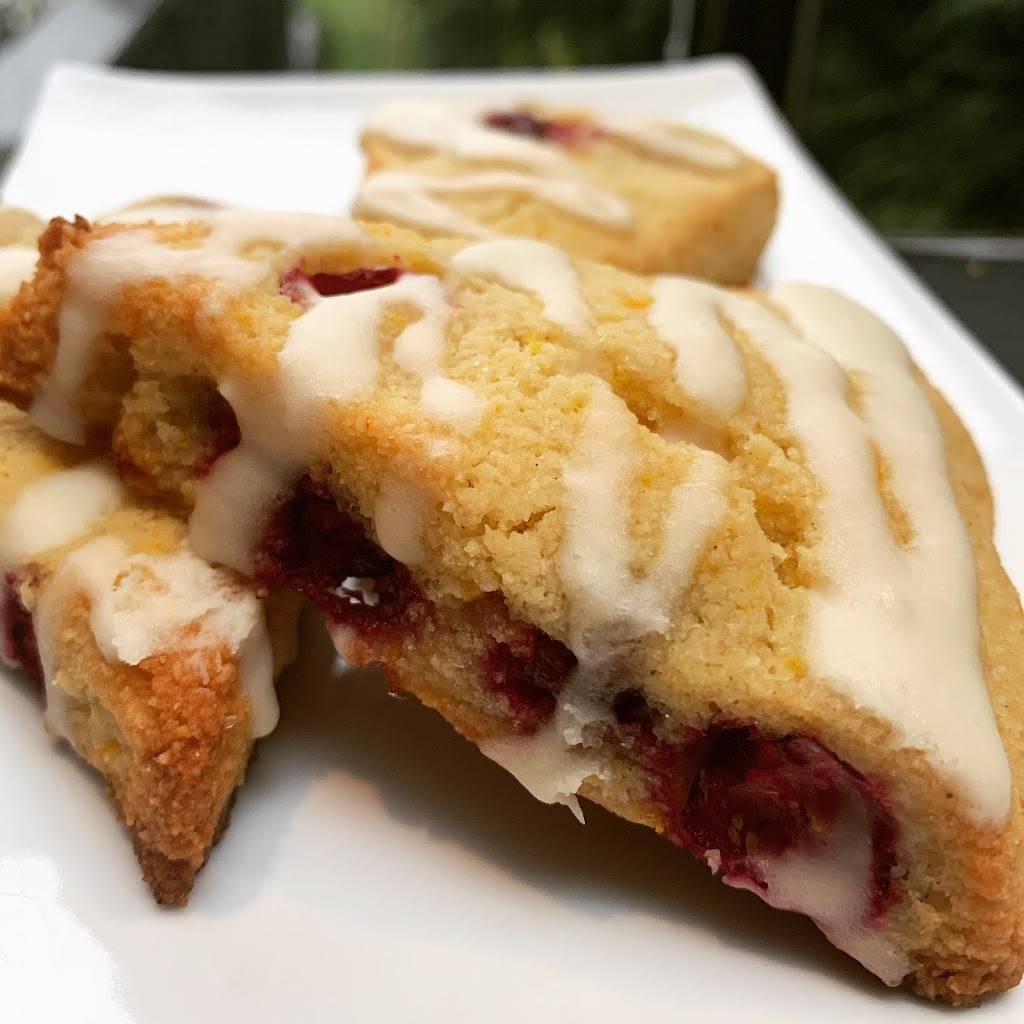 Friendly Keto Lady | 375 Lynn Ave, North Vancouver, BC V7J 2C4, Canada | Phone: (236) 985-5299