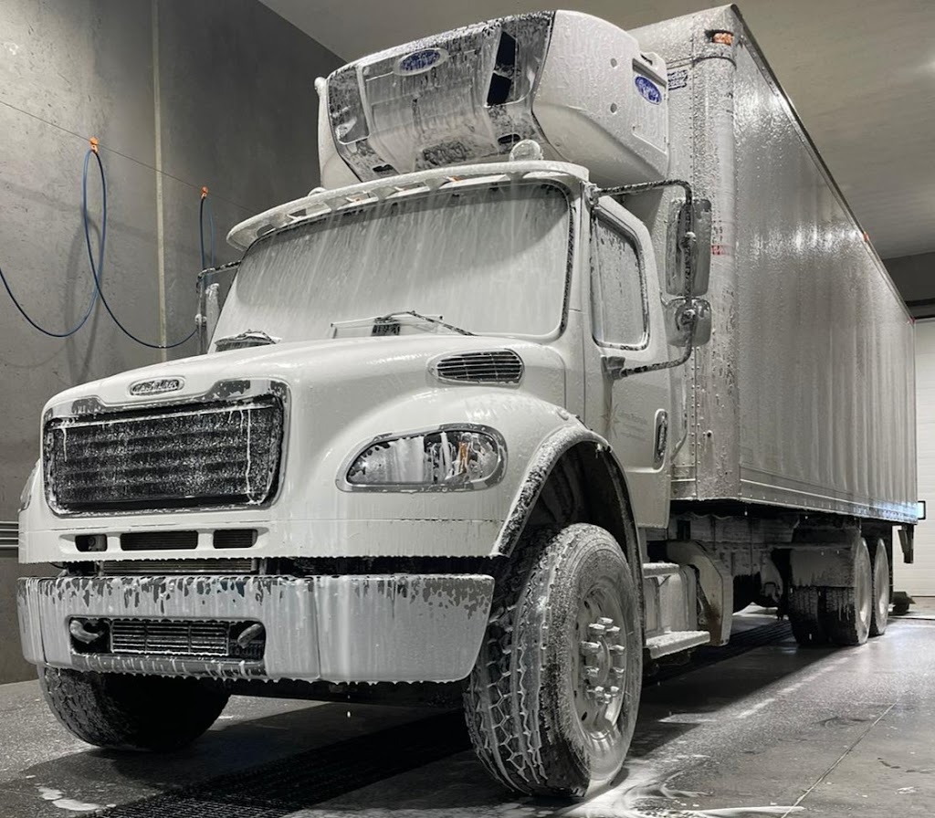 Supersuds Truckwash | 105 13th St, Nobleford, AB T0L 1S0, Canada | Phone: (403) 849-0937
