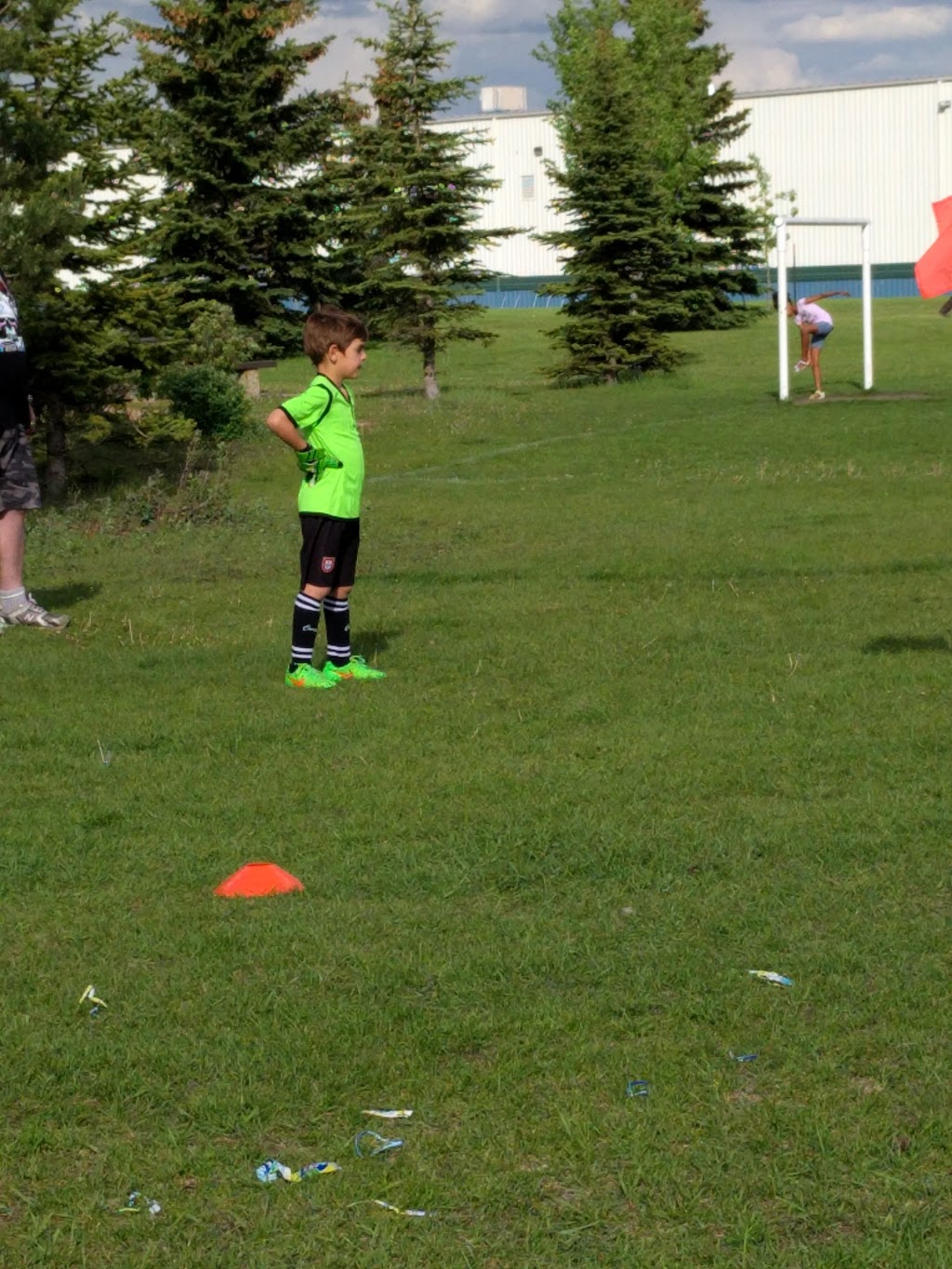 Overlanders School | 1150 Hermitage Rd NW, Edmonton, AB T5A 4L4, Canada | Phone: (780) 476-3361