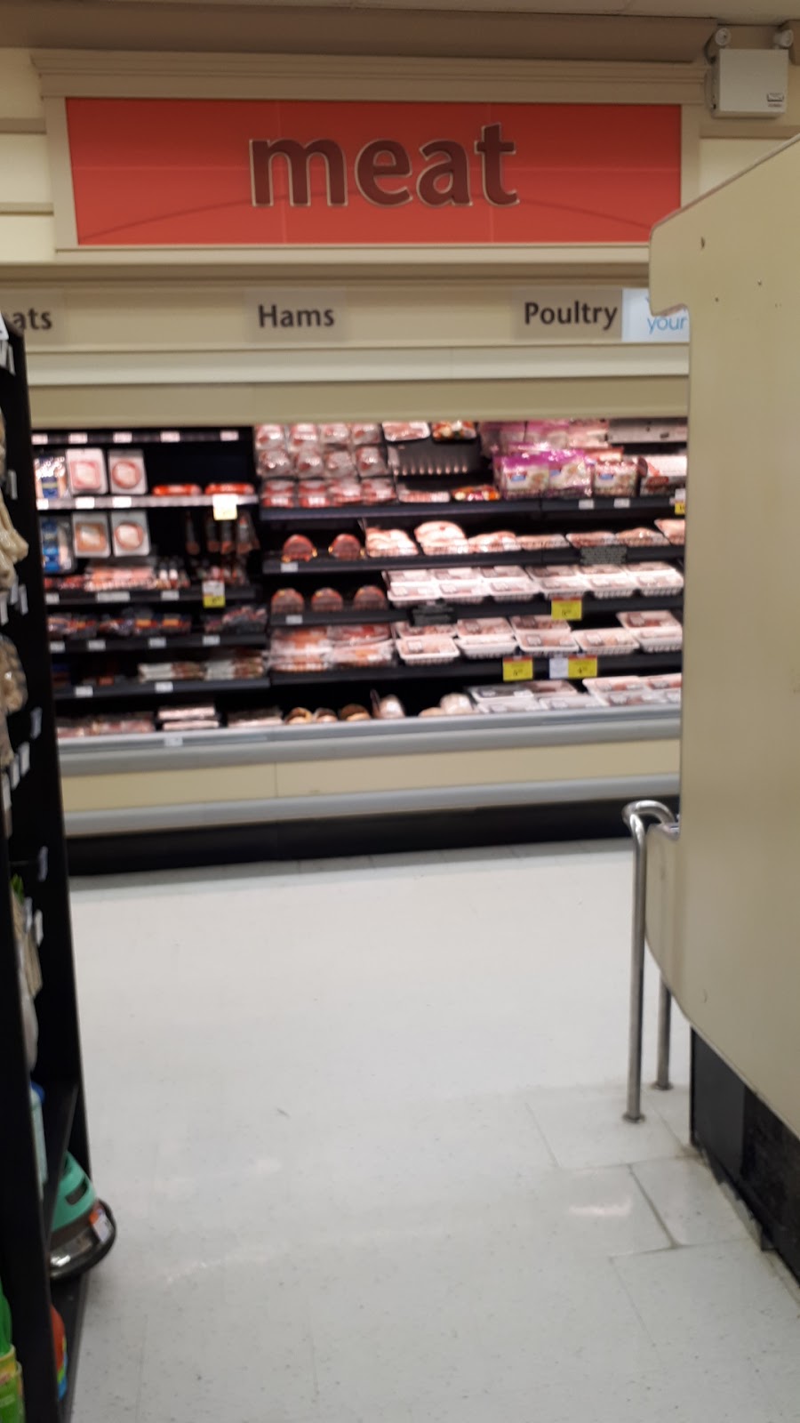 Foodland - Craighurst | 2106 Horseshoe Valley Rd W, Barrie, ON L4M 4Y8, Canada | Phone: (705) 726-4666