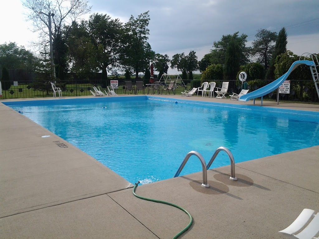 Milan Garden Inn | 13055 Lundys Ln, Niagara Falls, ON L2E 6S4, Canada | Phone: (905) 227-0891