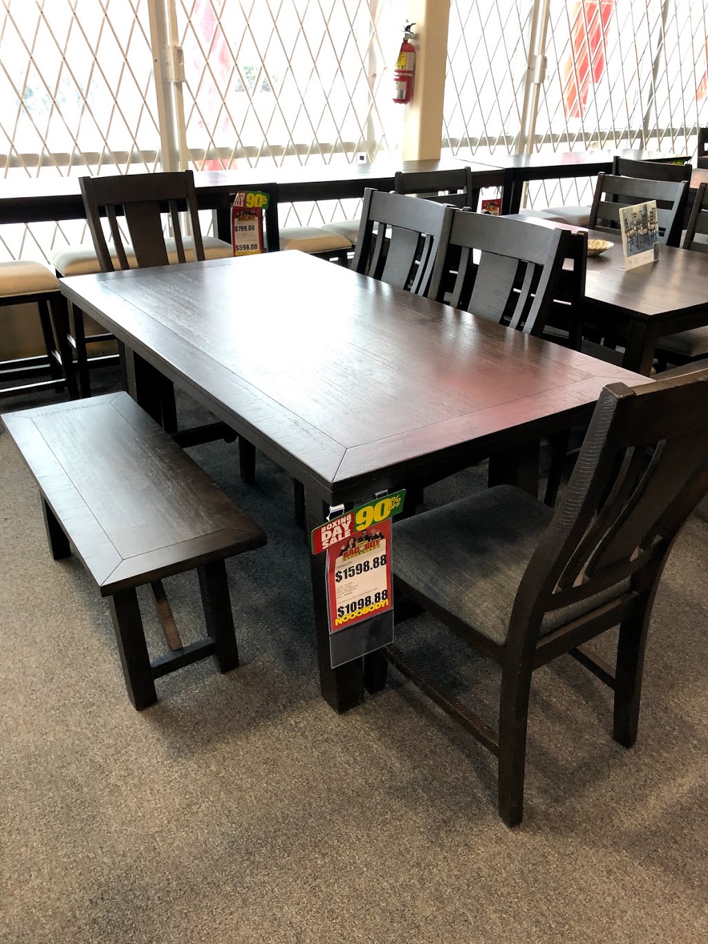 Lastmans Bad Boy | 42 Caplan Ave, Barrie, ON L4N 0M5, Canada | Phone: (705) 722-7132