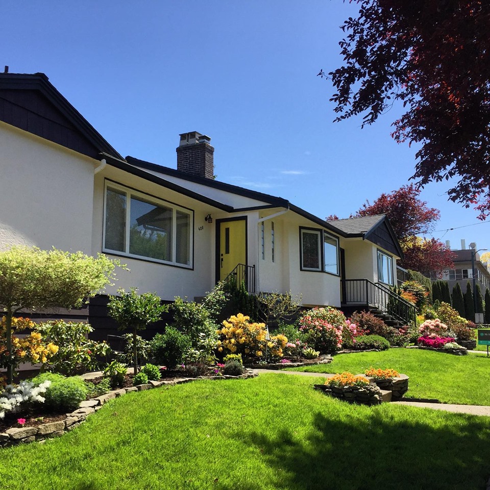 To the Point Painting | 1111 27th St, North Vancouver, BC V7J 1S3, Canada | Phone: (604) 842-4710