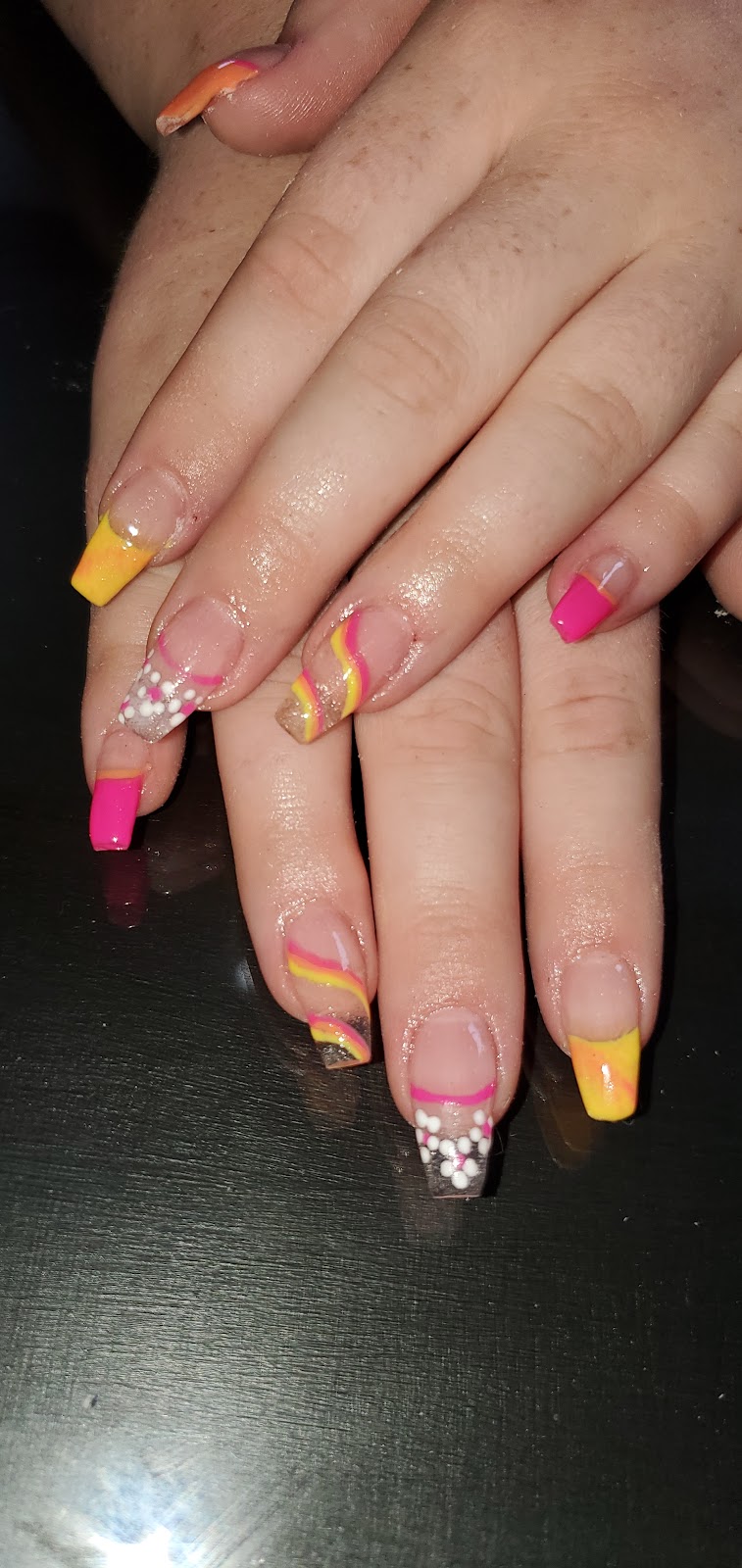Drop Dead Gorgeous Salon | 264 Mt Pleasant Ave E, Saint John, NB E2J 1T4, Canada | Phone: (506) 696-1924