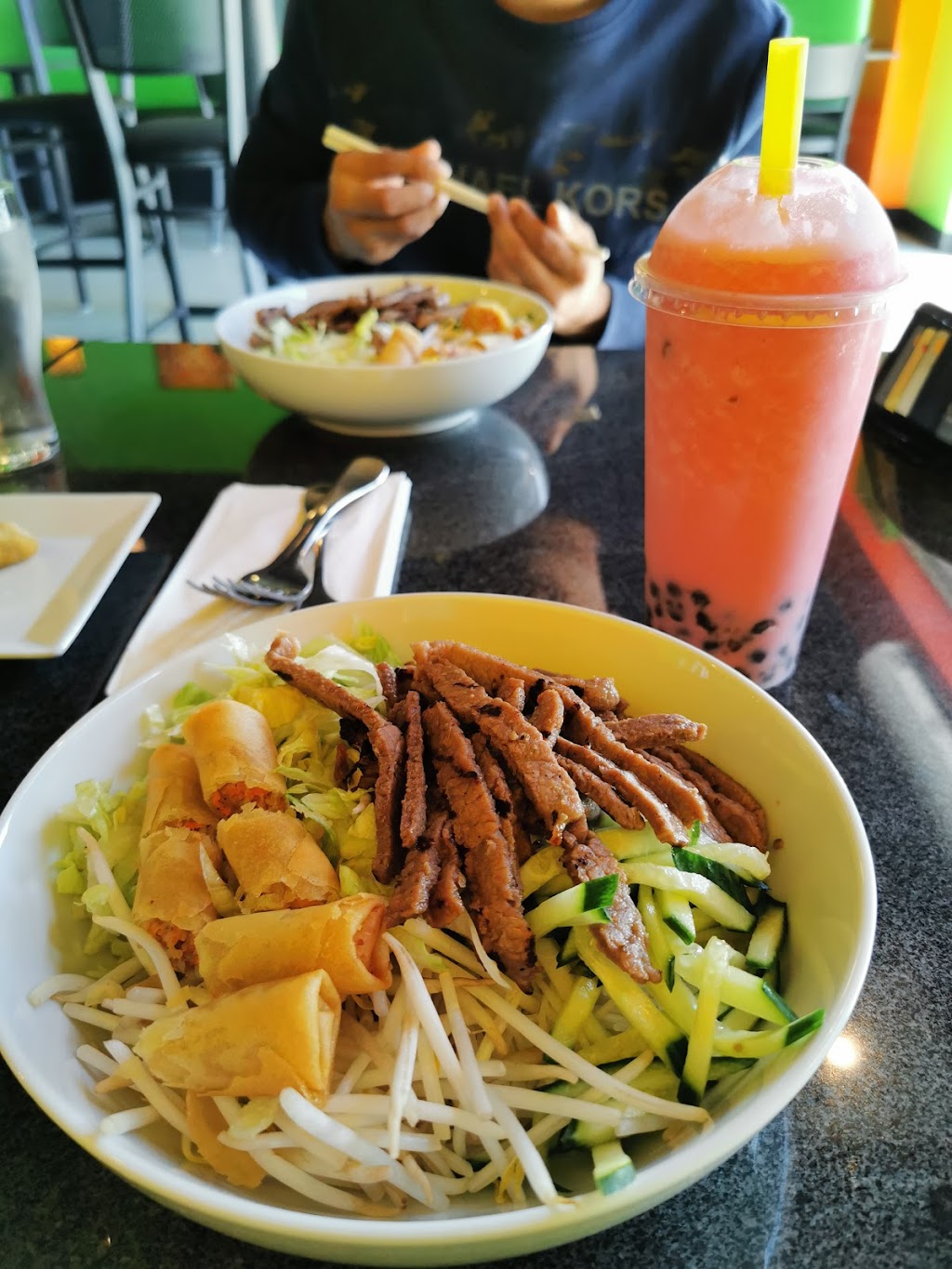 Vietnamese Garden | 9-88 Howarth St, Red Deer, AB T4N 6V9, Canada | Phone: (587) 273-1388