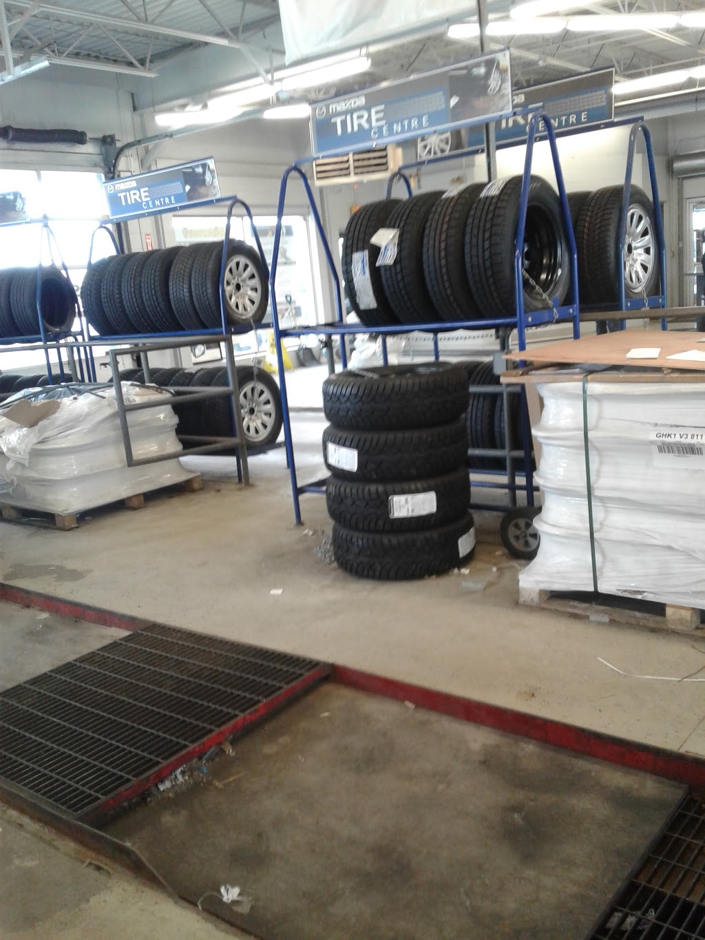 Bank Street Mazda | 2575 Bank St, Gloucester, ON K1T 1M8, Canada | Phone: (613) 739-3088