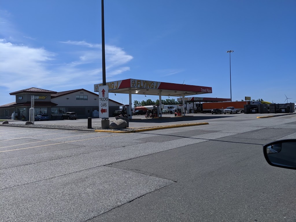 Flying J Travel Center | 19325 Essex County Road 42, Tilbury, ON N0P 2L0, Canada | Phone: (519) 682-1140