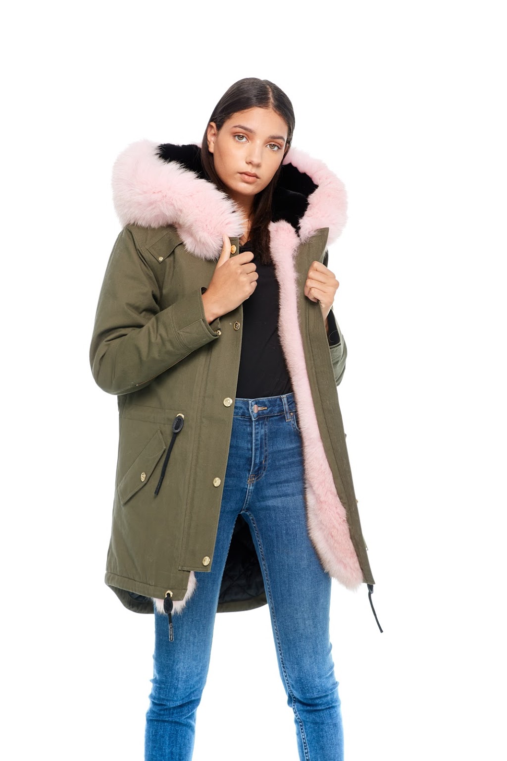 Janan Outlet | 1 Bass Pro Mills Dr #273, Concord, ON L4K 5W4, Canada | Phone: (905) 660-1983