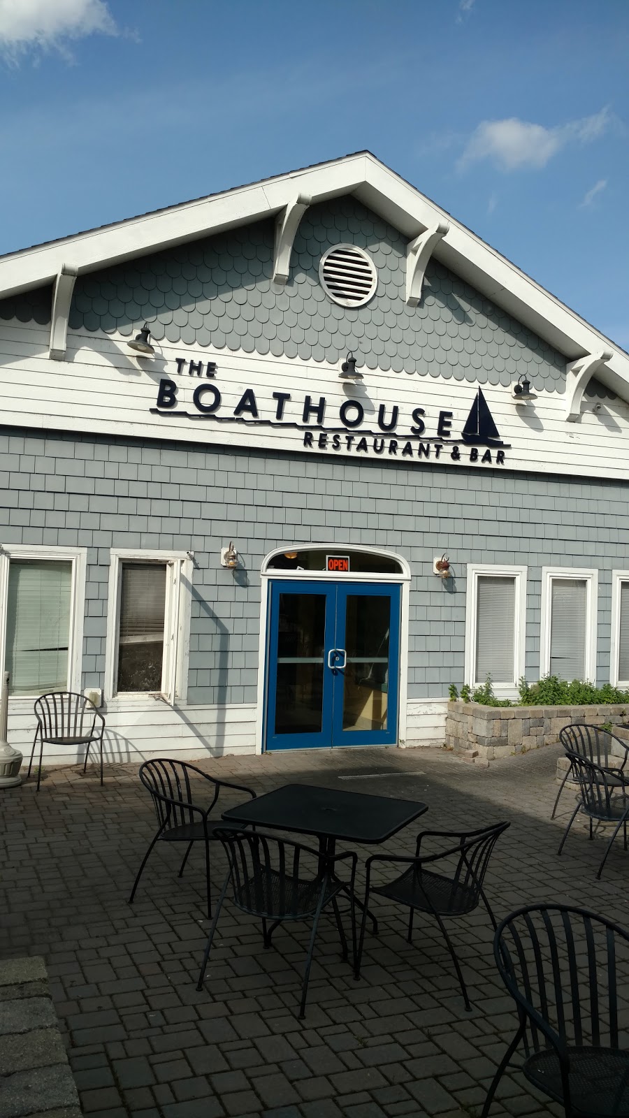 The Sackets Boathouse | 214 W Main St, Sackets Harbor, NY 13685, USA | Phone: (315) 646-2092