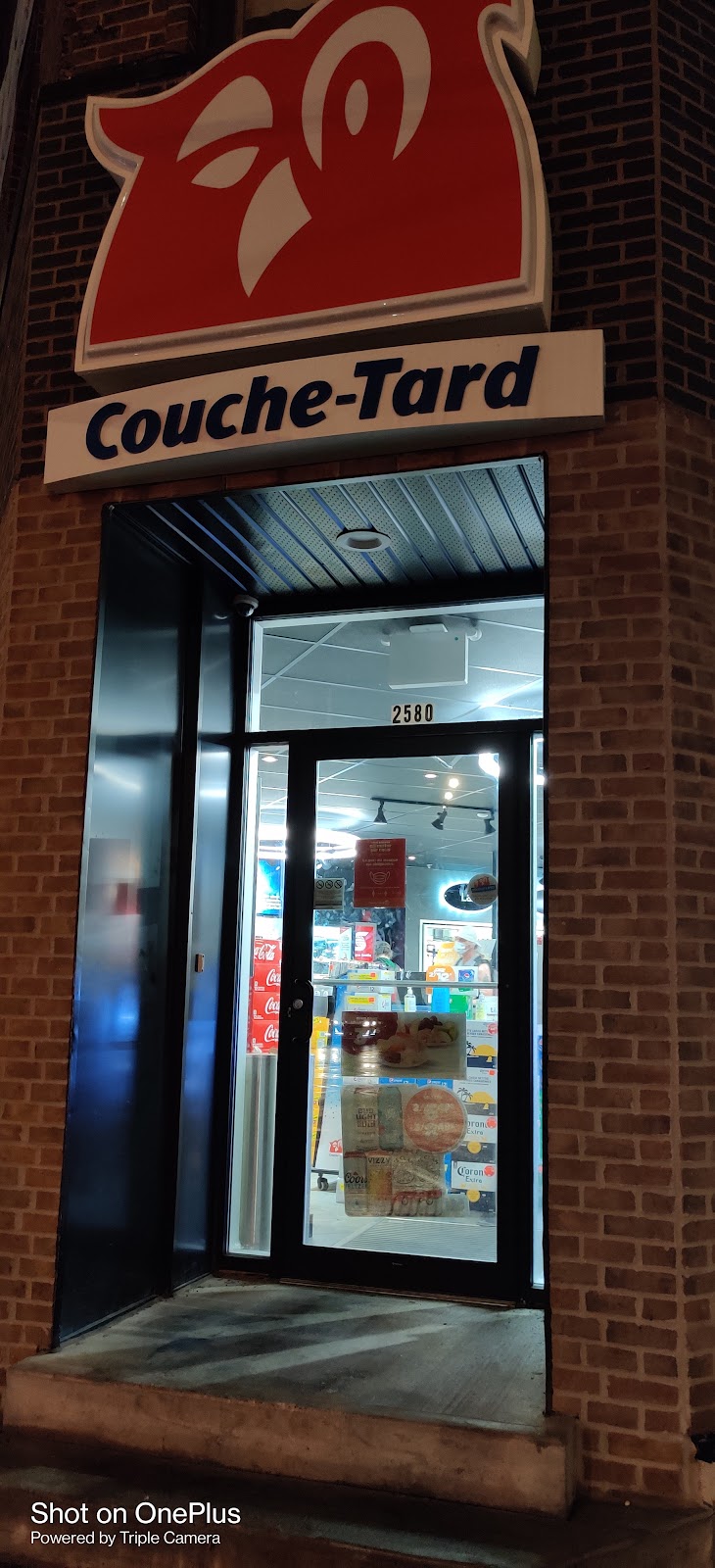 Couche-Tard | 2580 Rue Centre, Montréal, QC H3K 1J8, Canada | Phone: (514) 933-3078