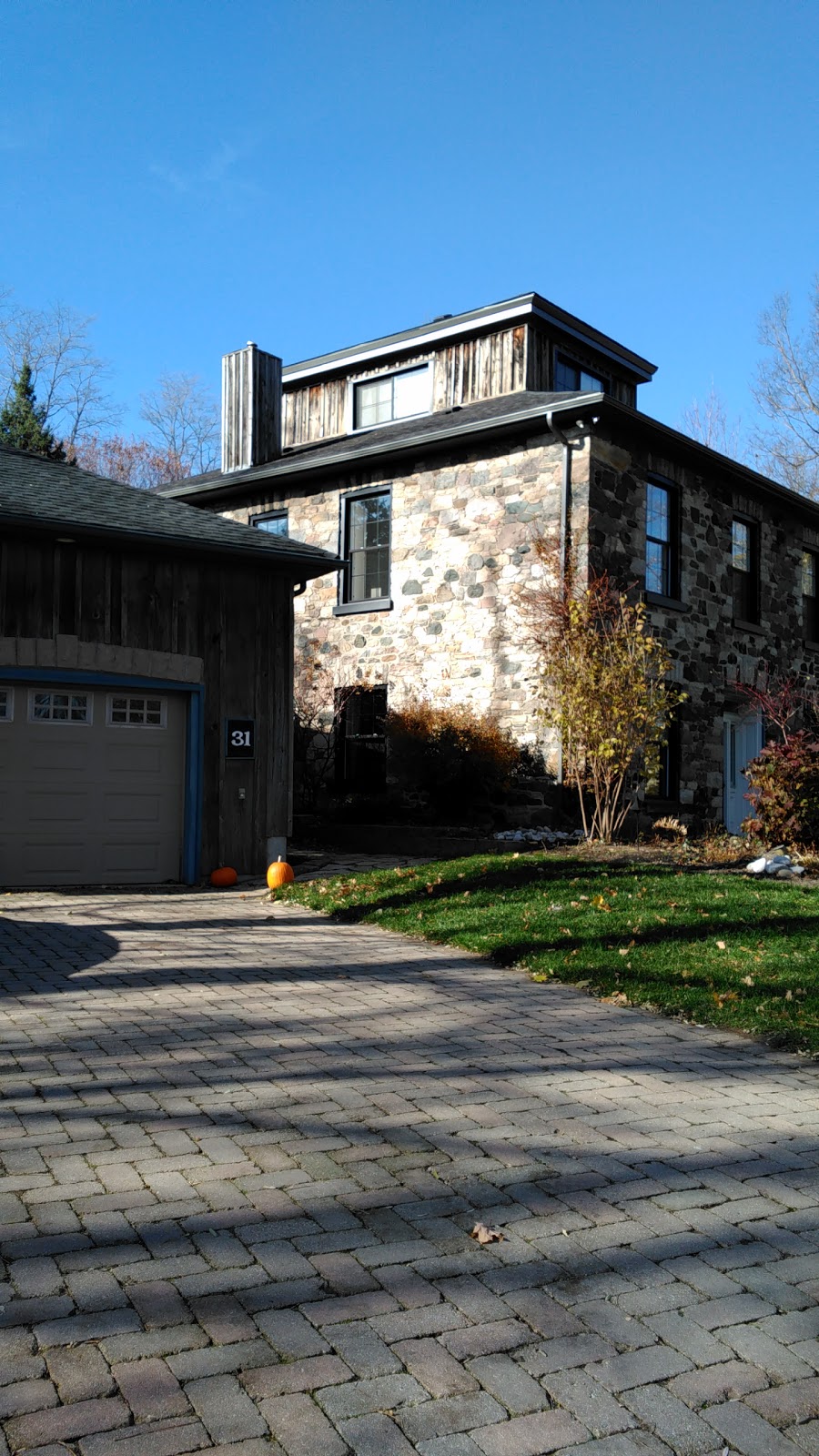 Jacobs Crystal Clear Window Cleaning | 98 Pawnee Rd, London, ON N5V 2S8, Canada | Phone: (519) 697-9455