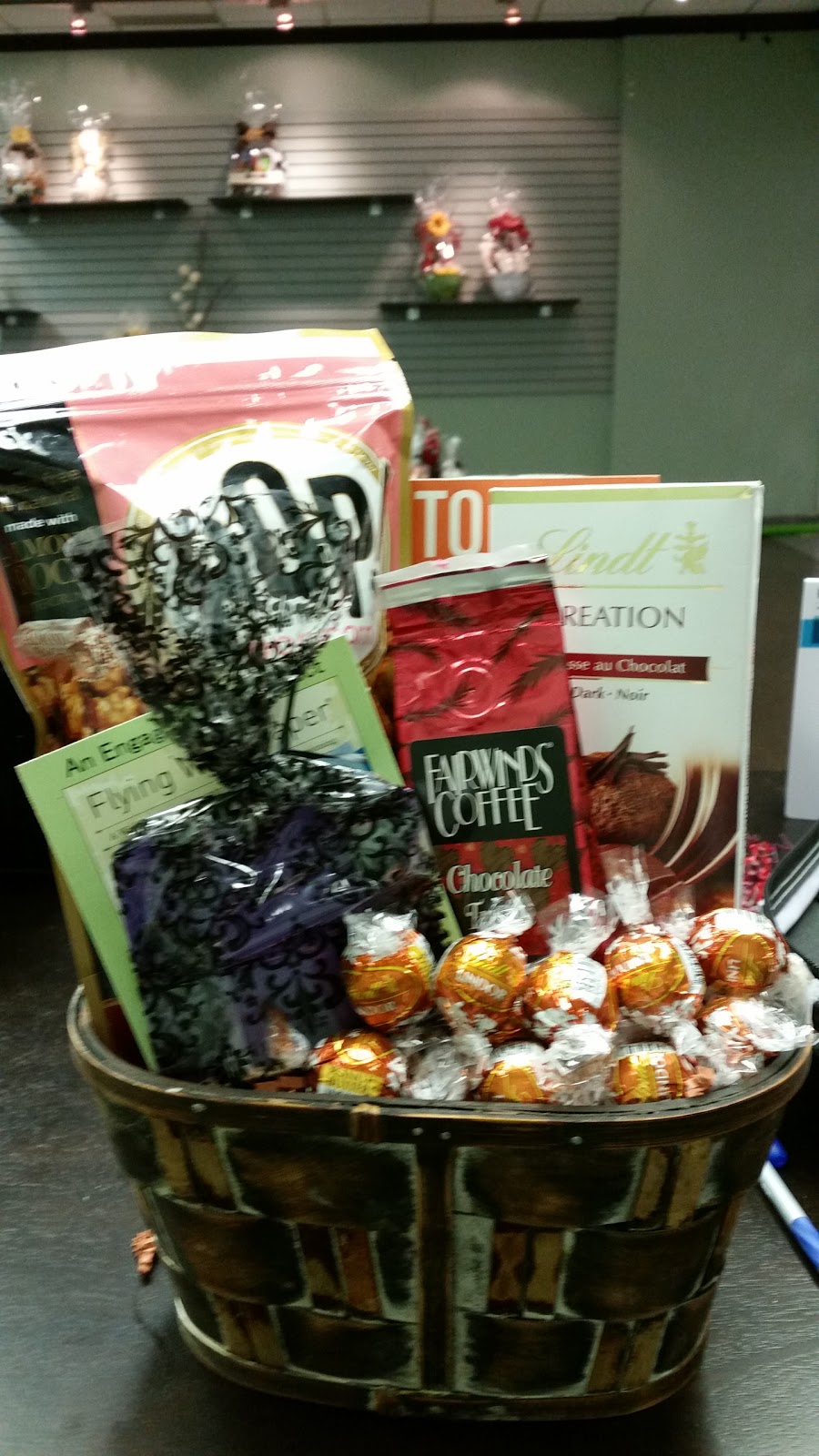 Perfect Sentiments Gift Baskets | 823 Alverstone St, Winnipeg, MB R3E 2H3, Canada | Phone: (204) 292-9599