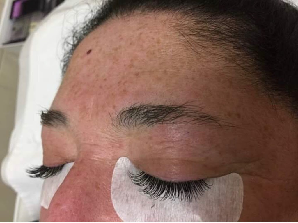 Milan Nails | 4623 Bow Trail SW, Calgary, AB T3C 2G6, Canada | Phone: (403) 685-8815
