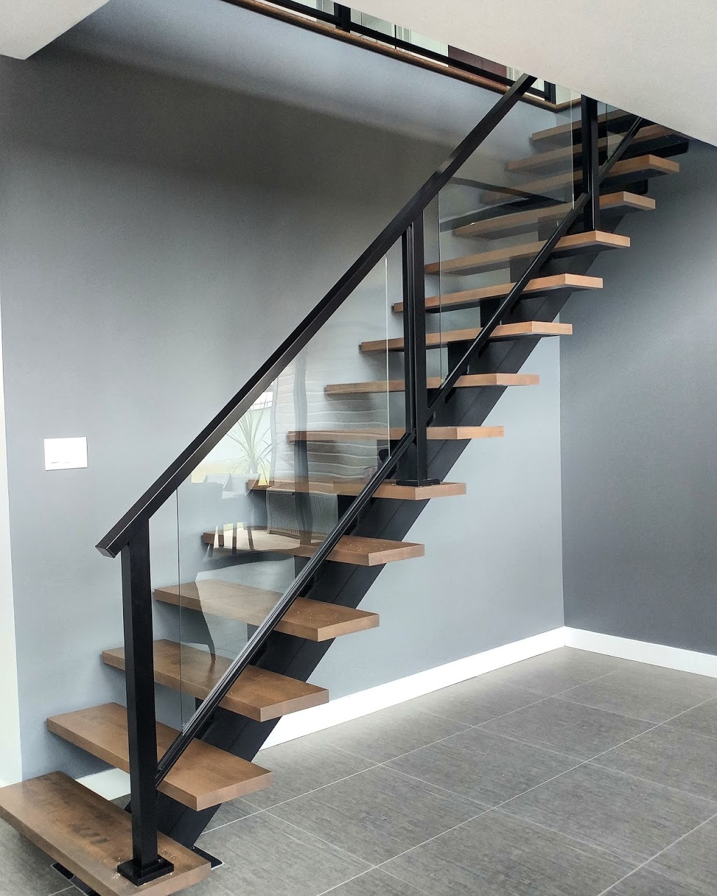 Rampes Deschênes | 621 Boulevard Saint Laurent E, Louiseville, QC J5V 1J1, Canada | Phone: (819) 379-1121