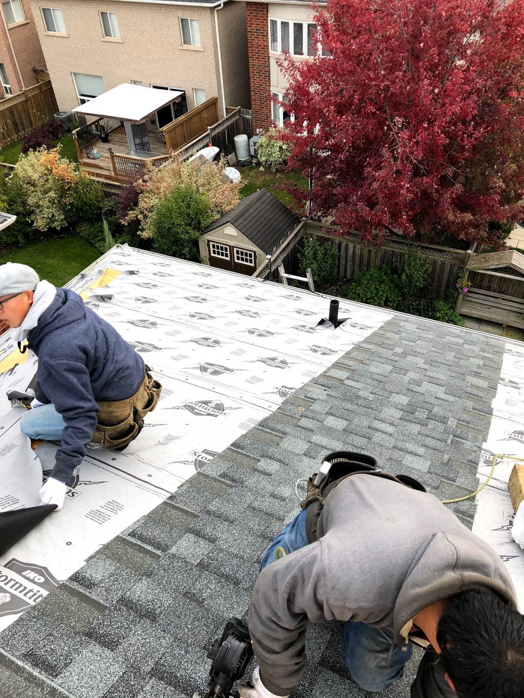 Royal Family Roofing Inc | 122 Brookmill Blvd, Scarborough, ON M1W 2K5, Canada | Phone: (647) 988-9228