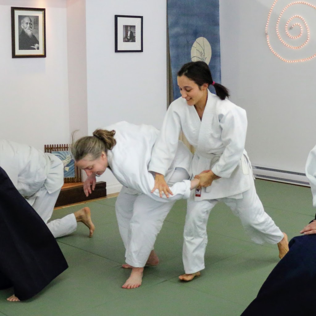 Montérégie Aikikai Aikido | 2295 Rue Joliette, Longueuil, QC J4K 4Z7, Canada | Phone: (450) 286-1622