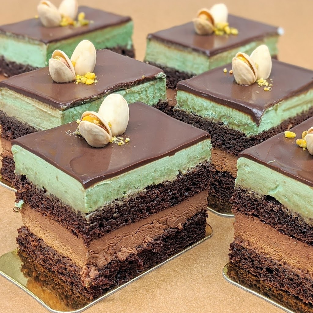 Breka Bakery & Café (Kitsilano) | 3750 W 4th Ave, Vancouver, BC V6R 1P3, Canada | Phone: (604) 620-3750