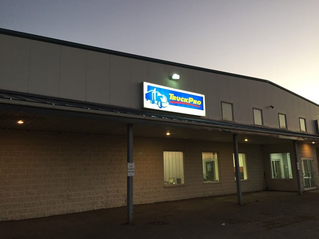 Smartway TruckPro | 3475 Simcoe County Rd 88, Bradford, ON L3Z 2A4, Canada | Phone: (905) 775-6700