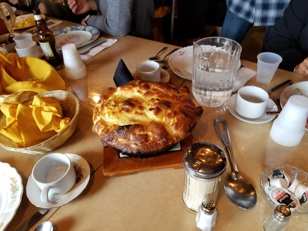 Cabane A Sucre Famille Ethier | 7940 Rang Saint Vincent, Mirabel, QC J7N 2T6, Canada | Phone: (450) 258-3807