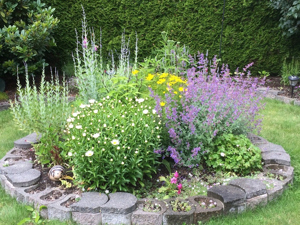Nuance Garden Design and Care | 1272 Westurne Heights Rd, Qualicum Beach, BC V9K 1V6, Canada | Phone: (250) 927-4400
