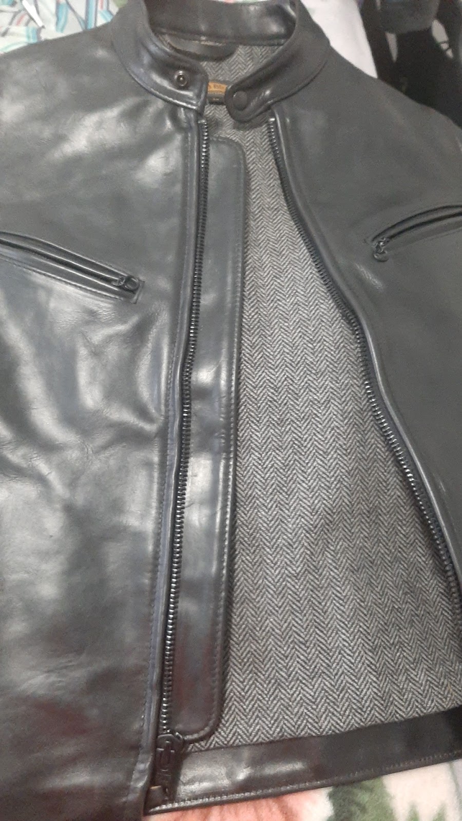 Leather Master | 1785 Ness Ave, Winnipeg, MB R3J 0M3, Canada | Phone: (204) 885-6435