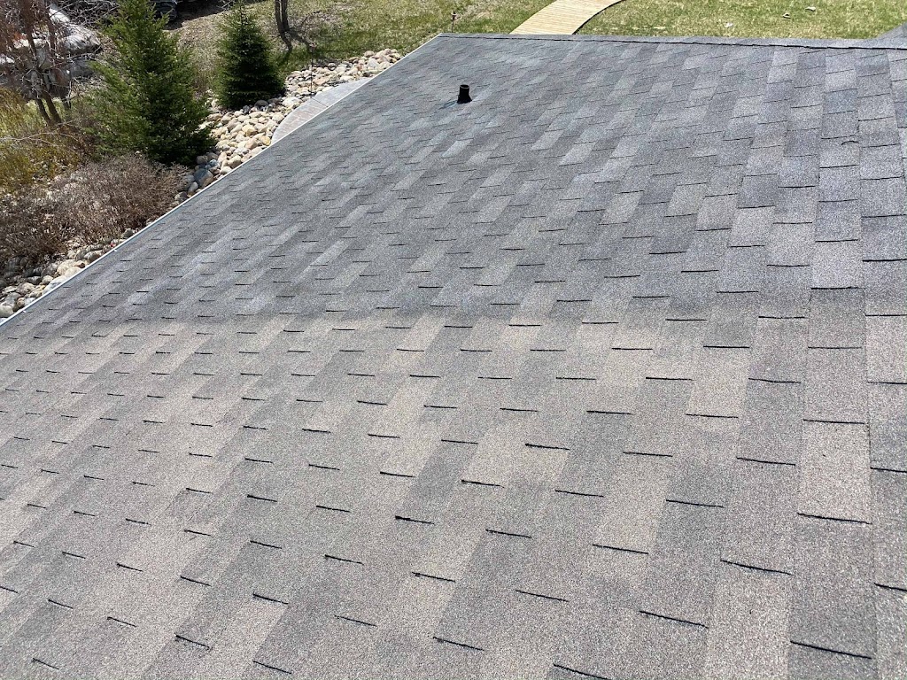 Bright Green Roof Durham Region | 454 Longworth Ave, Bowmanville, ON L1C 0E1, Canada | Phone: (844) 868-7663