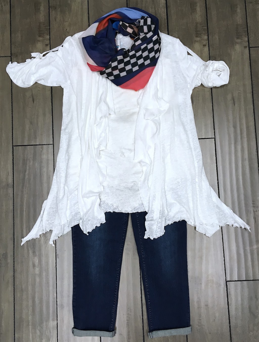 Lousje & Bean Boutique | 280 Welland Ave, St. Catharines, ON L2R 2P9, Canada | Phone: (289) 230-8815