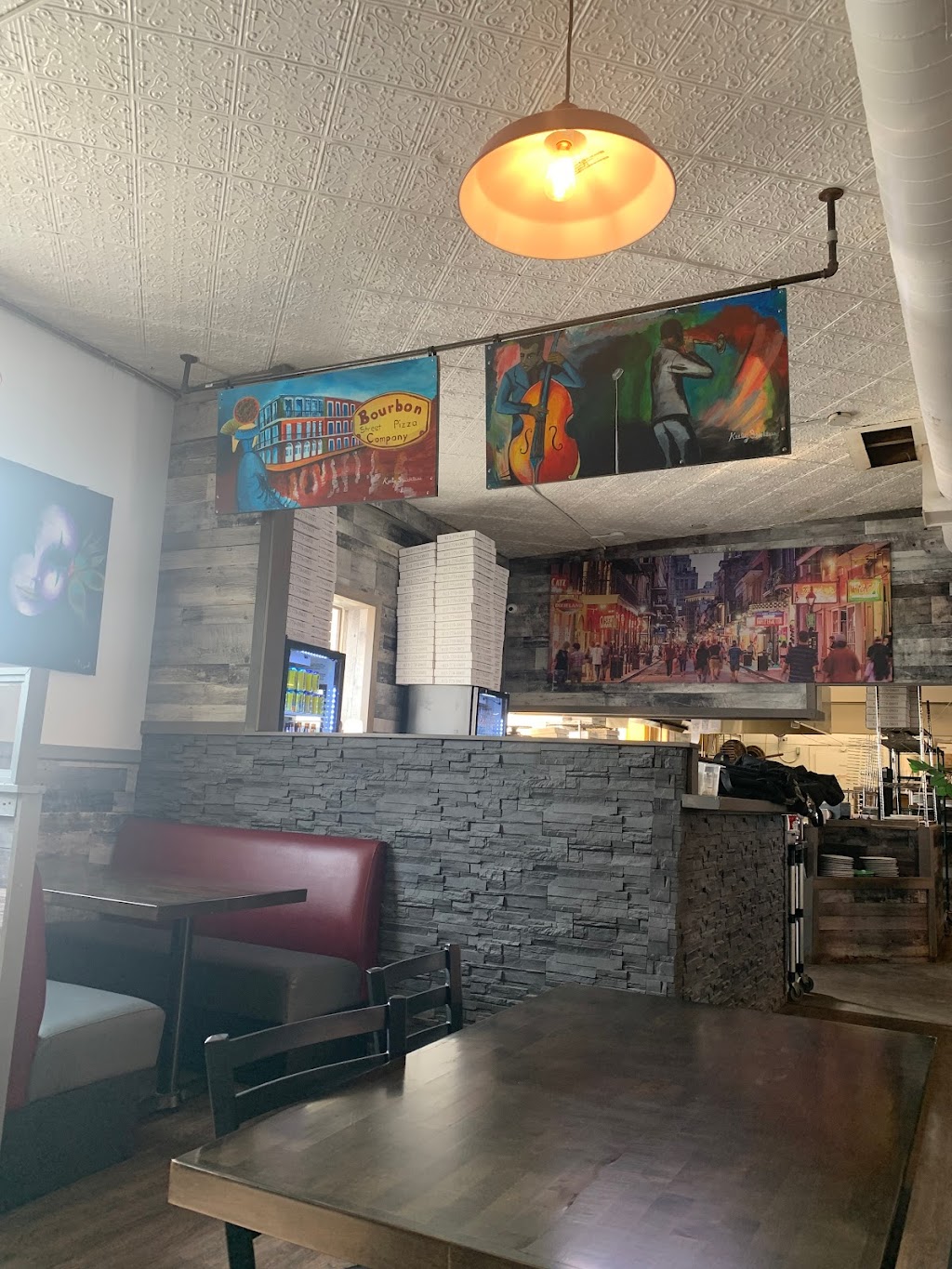 Bourbon Street Pizza Company | 5a Market St, Belleville, ON K8N 1G8, Canada | Phone: (613) 779-0803