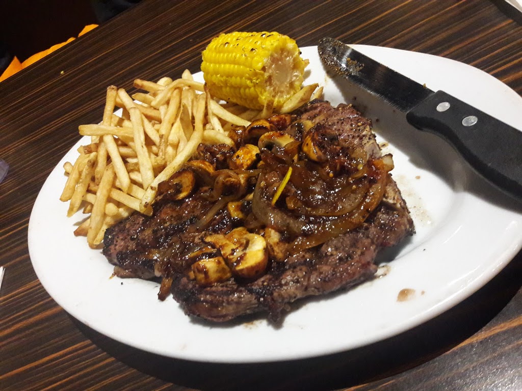 Chucks Roadhouse Bar & Grill | 700 Taunton Rd E, Whitby, ON L1R 0K6, Canada | Phone: (905) 620-0001