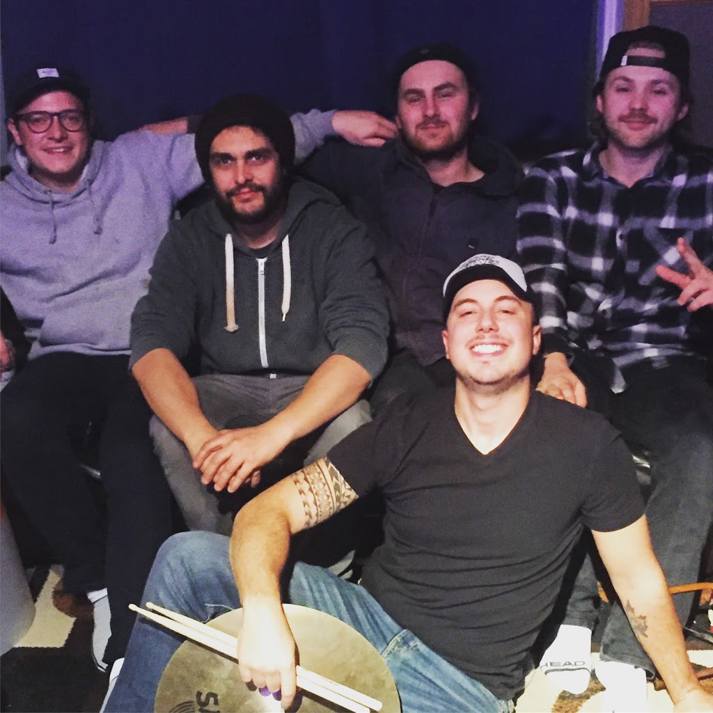 Studio 11 | 49 Henderson Hwy, Winnipeg, MB R2L 1K9, Canada | Phone: (204) 663-0013