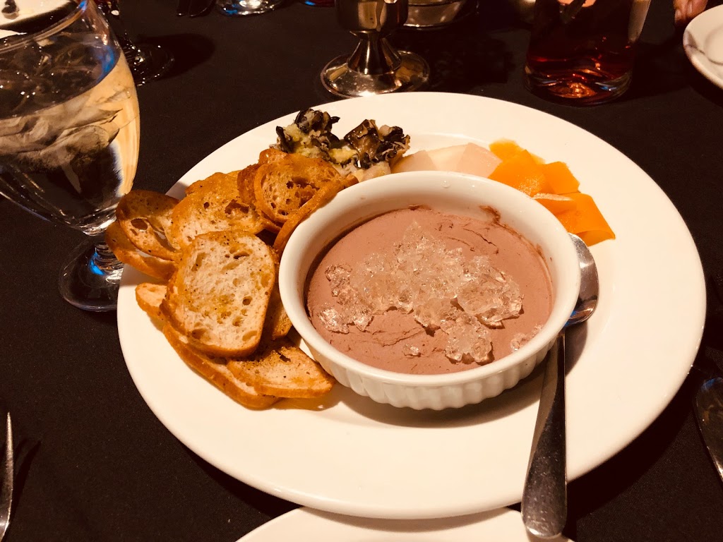Olives Casual Cuisine | 1591 London Line, Sarnia, ON N7T 7H2, Canada | Phone: (519) 541-1333