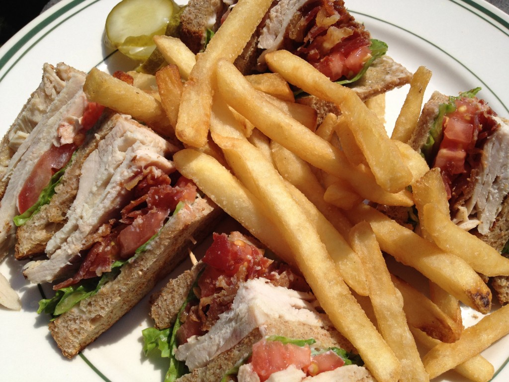 Orleans Country Club Restaurant & Lounge | 316 Country Club Ln, Barton, VT 05822, USA | Phone: (802) 754-2333