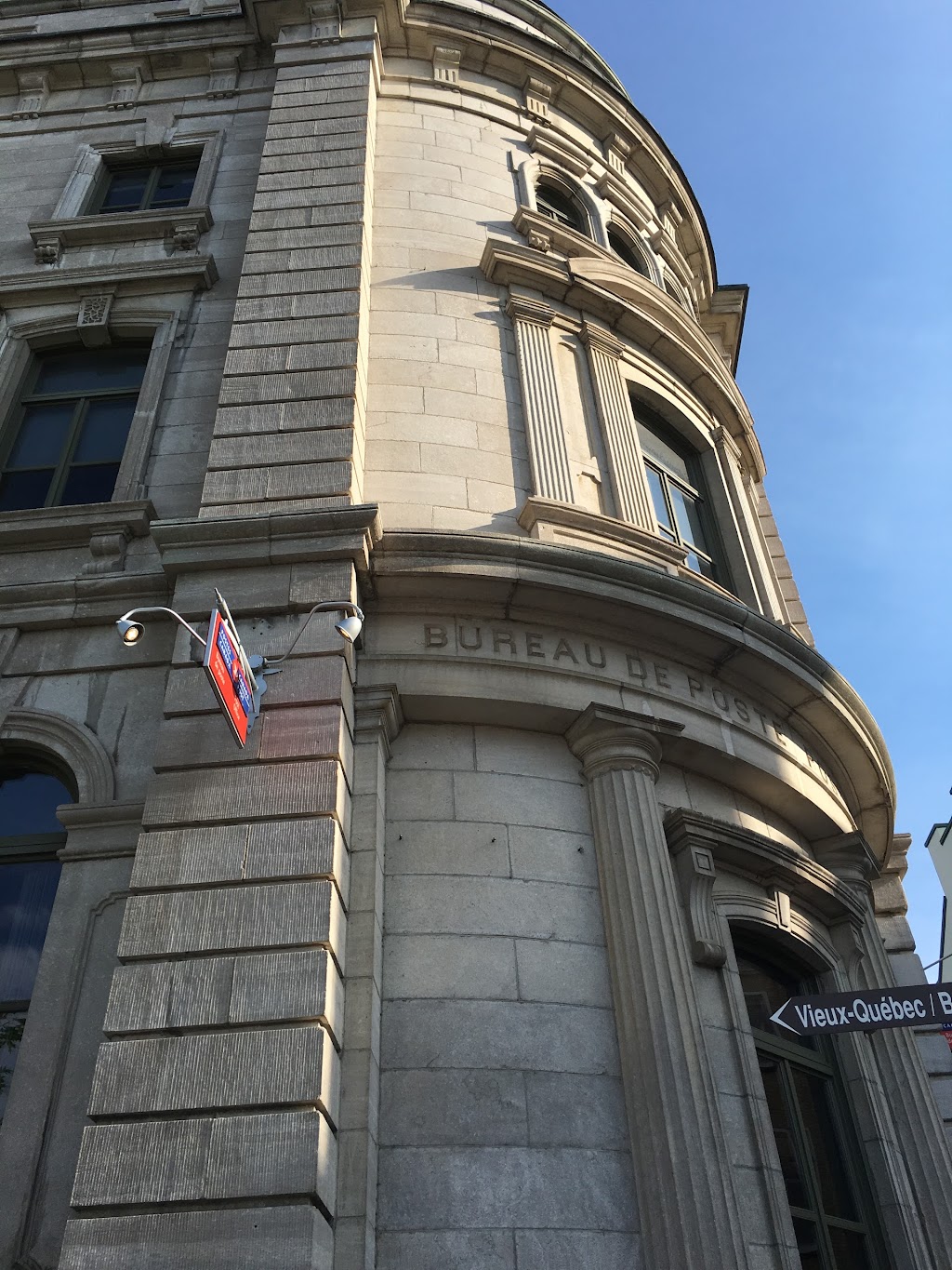 Canada Post | 5 Rue du Fort, Québec, QC G1R 2J0, Canada | Phone: (418) 694-6103