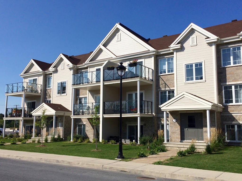 Chambly sur le Golf (Appartements) | 134 Rue Joseph Bresse, Chambly, QC J3L 0W1, Canada | Phone: (438) 372-4603